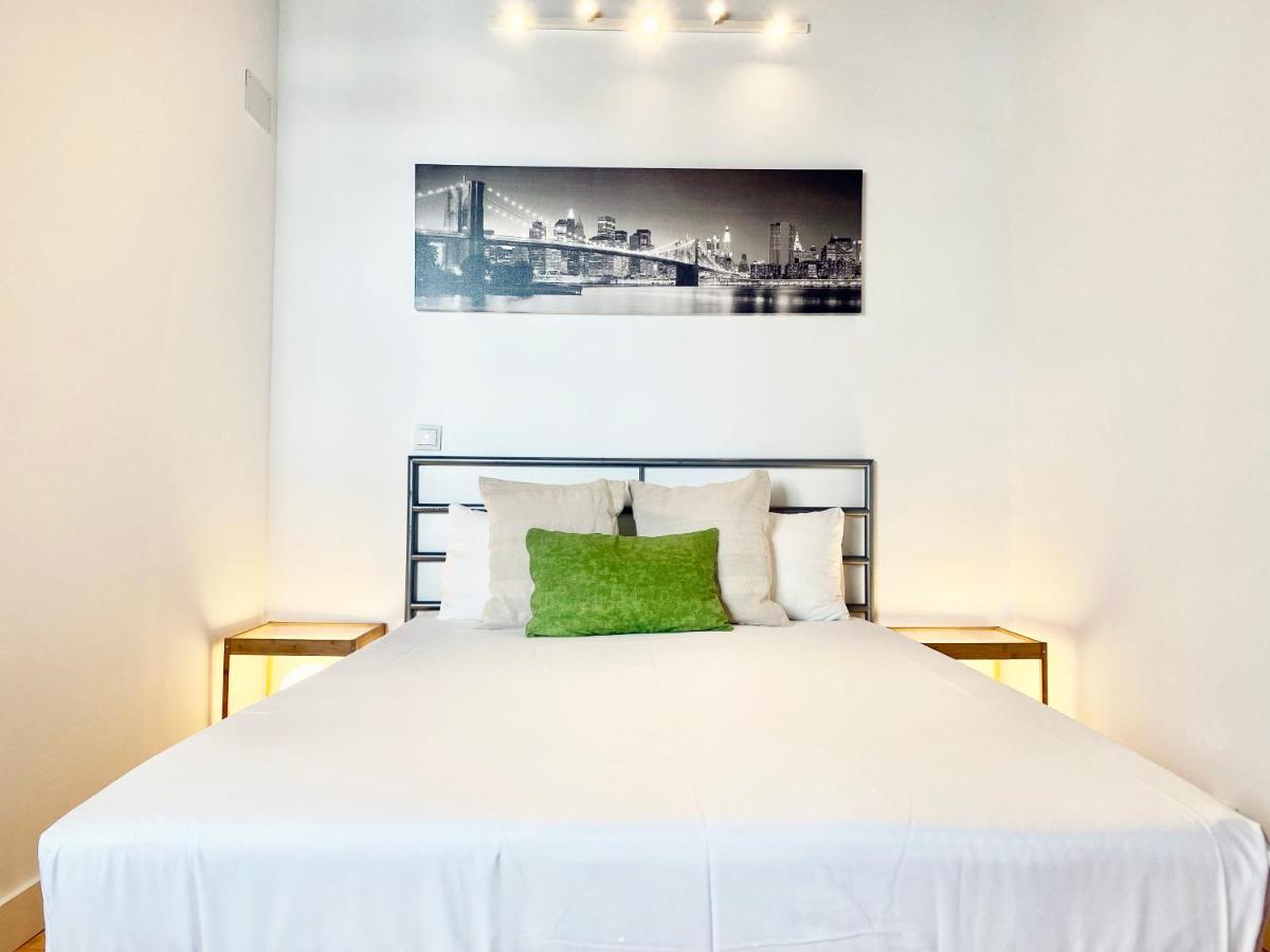 Charming Gran Via Attic Apartment Madrid Luaran gambar