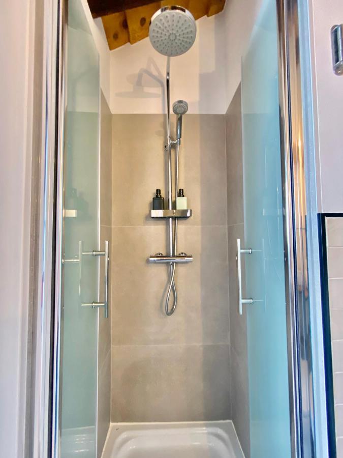 Charming Gran Via Attic Apartment Madrid Luaran gambar