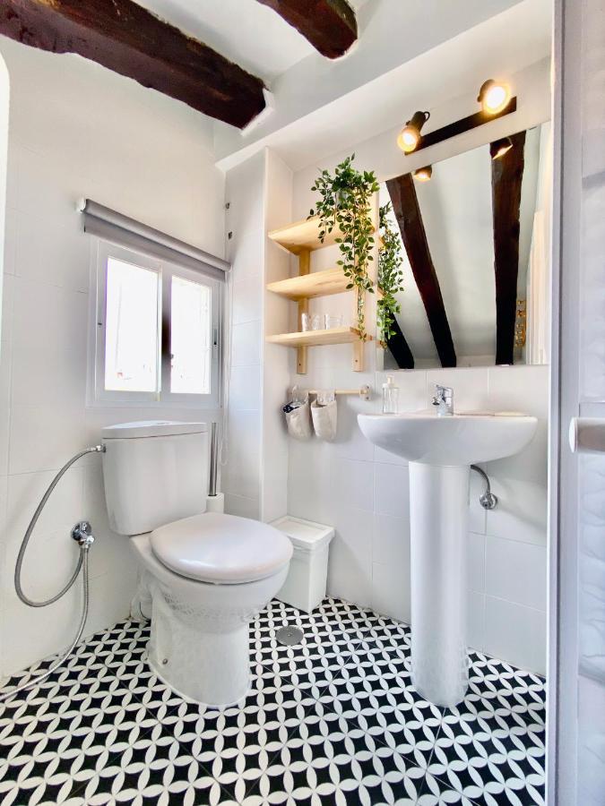 Charming Gran Via Attic Apartment Madrid Luaran gambar